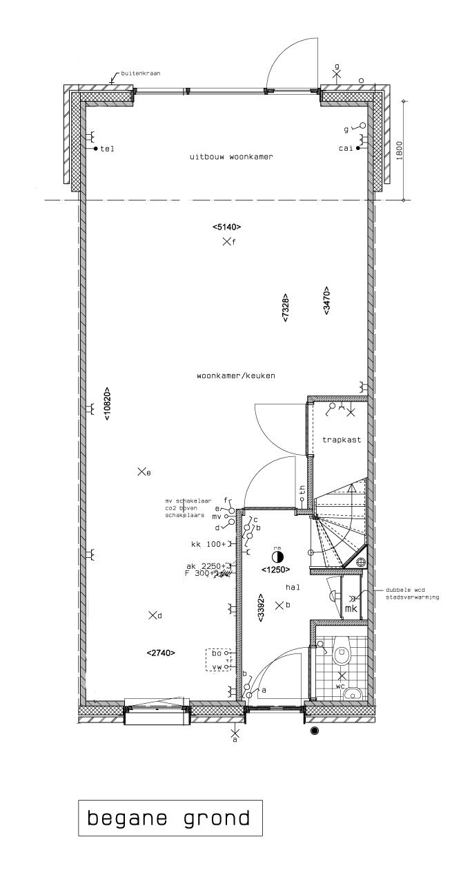 Veenbesstraat 11  AMSTERDAM
