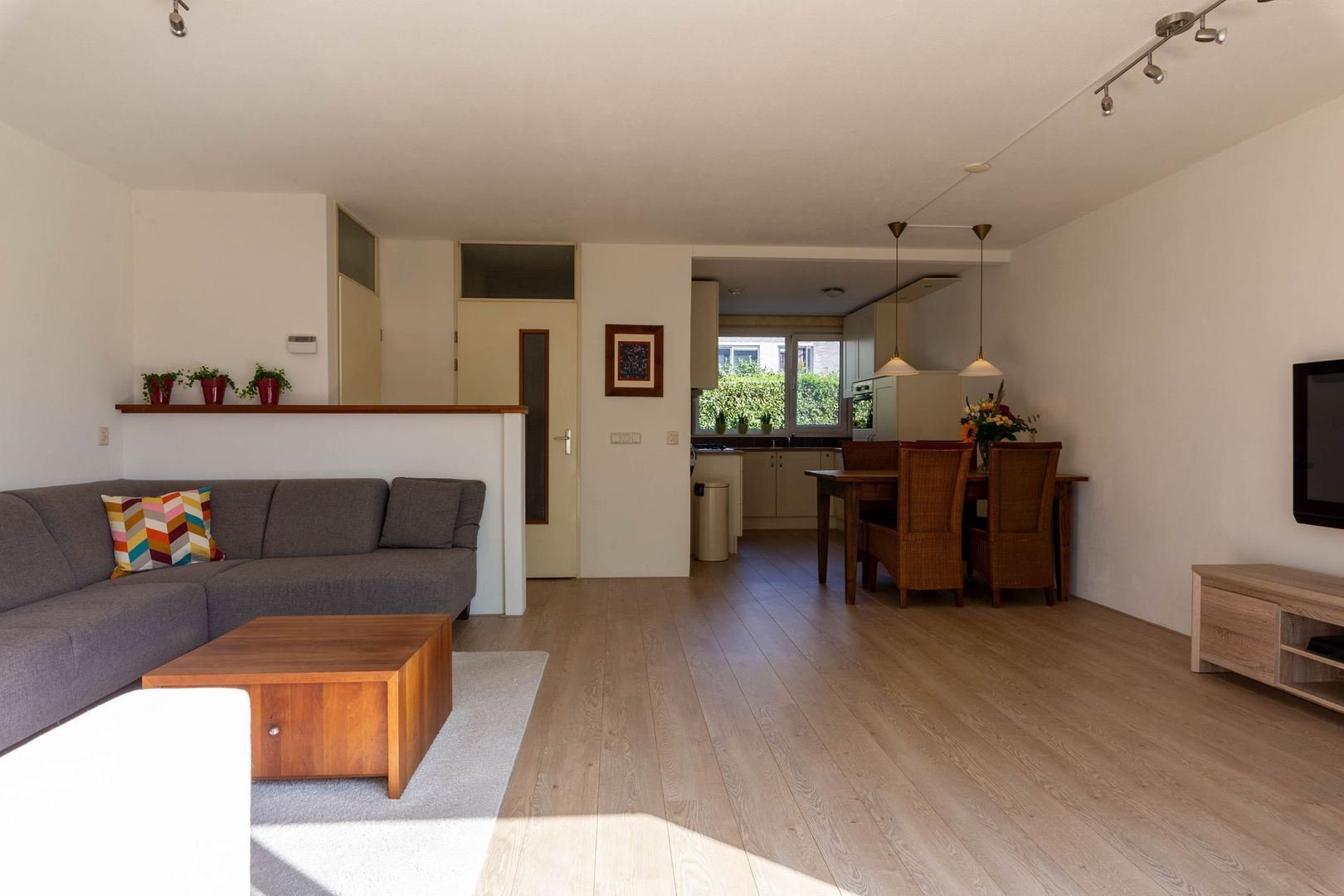 Zijderupsstraat 20  ALMERE