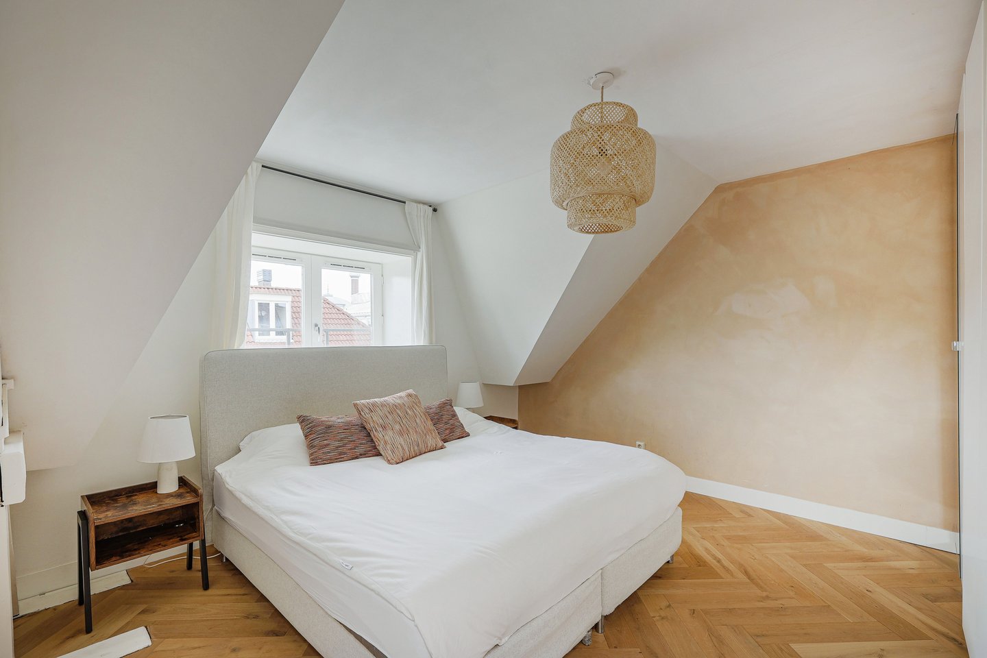 Van Nijenrodeweg 296  AMSTERDAM