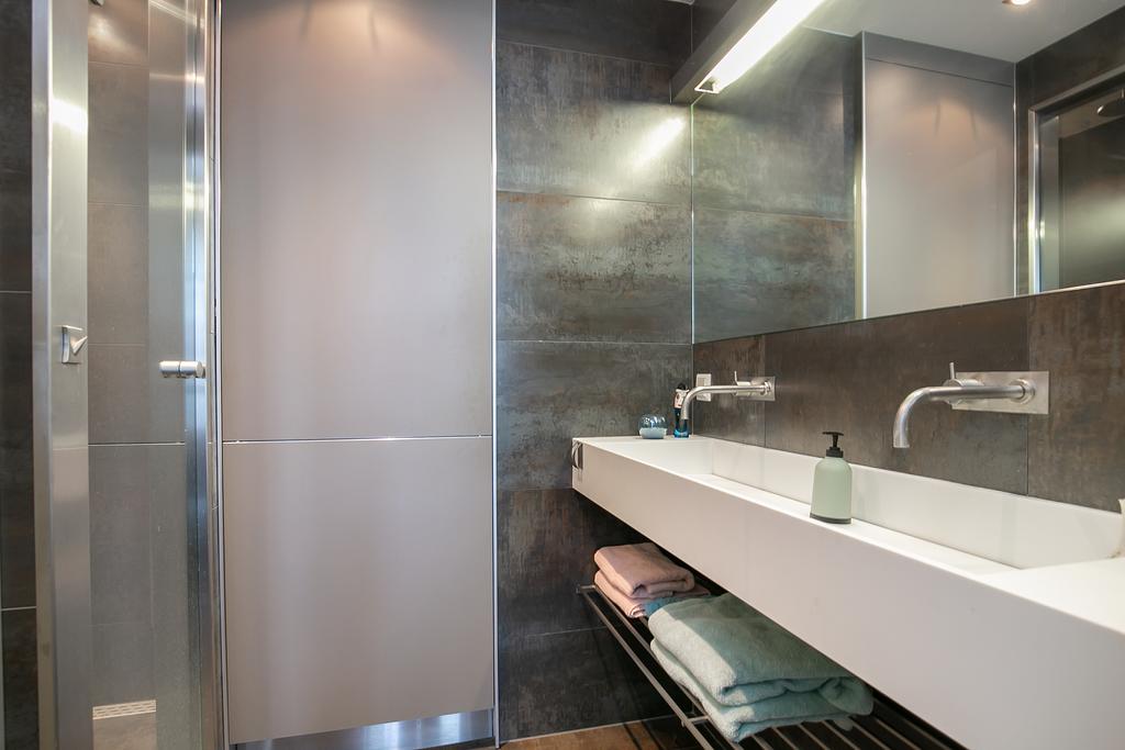 Silodam 122  AMSTERDAM